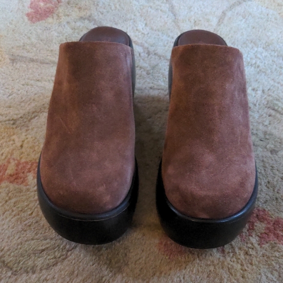 🆕EVERLANE The Puffa Wooden Clog in Suede - Picture 8 of 15